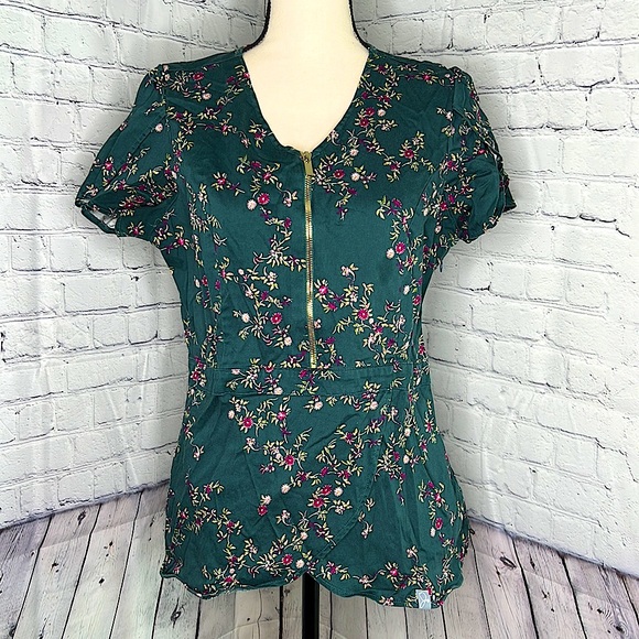 Jaanuu Tops - Jaanuu Scrub Top with Zipper